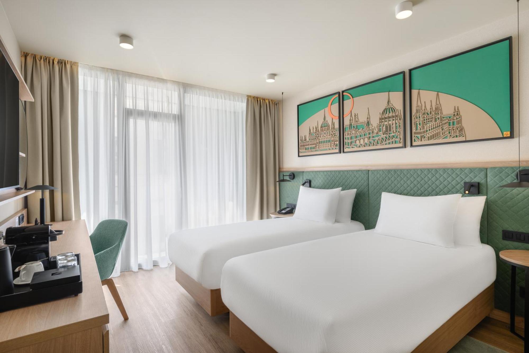 Hilton Garden Inn Debrecen City Center Экстерьер фото