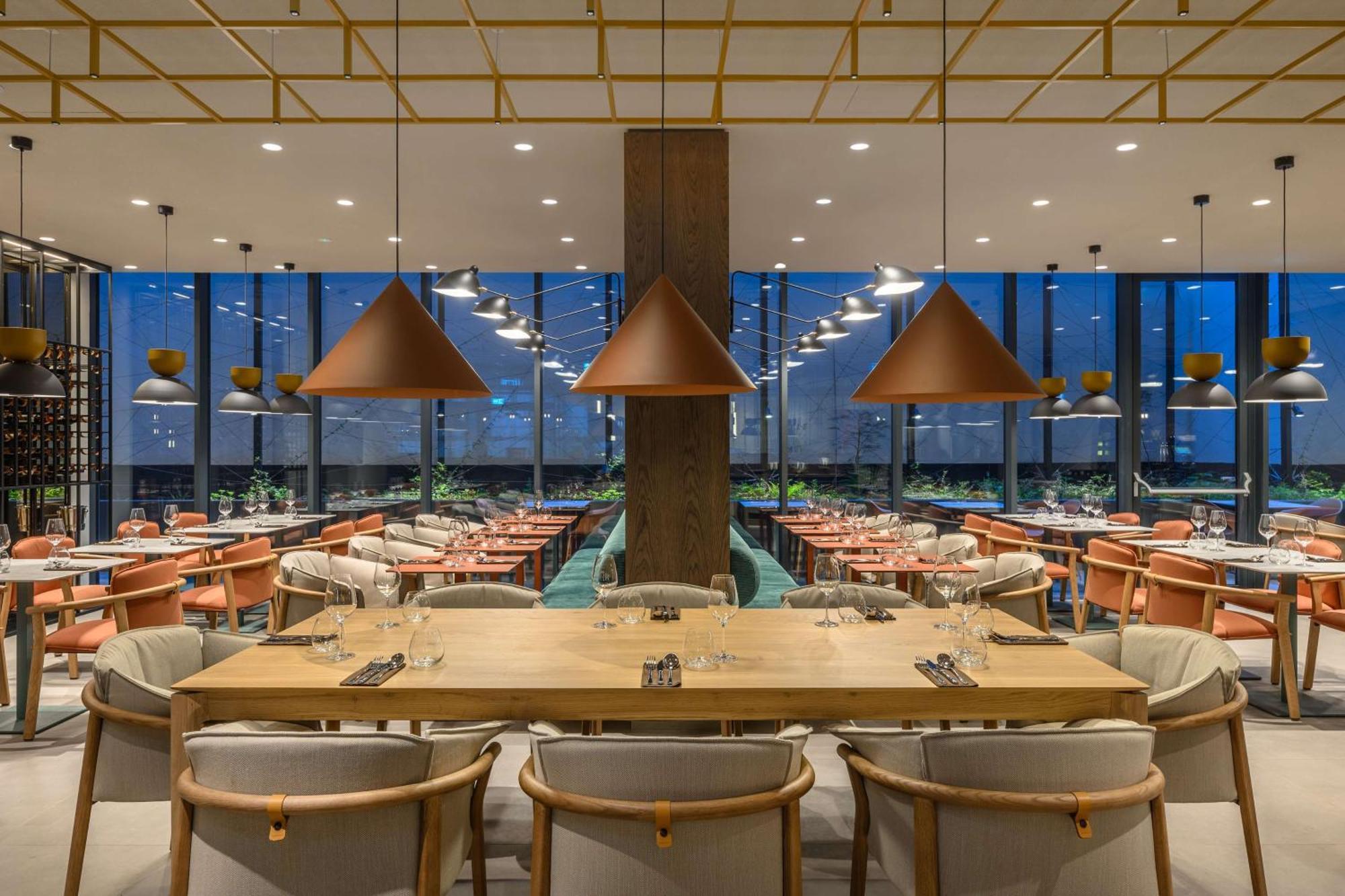 Hilton Garden Inn Debrecen City Center Экстерьер фото